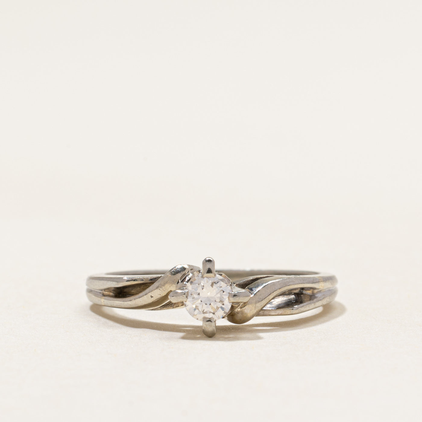 18k Solitaire Diamond Twisted Bypass Ring | 0.19ct | SZ 6
