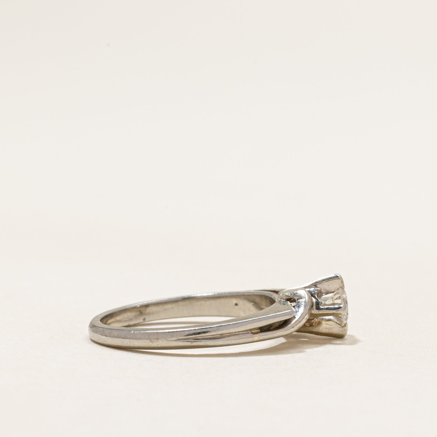 18k Solitaire Diamond Twisted Bypass Ring | 0.19ct | SZ 6