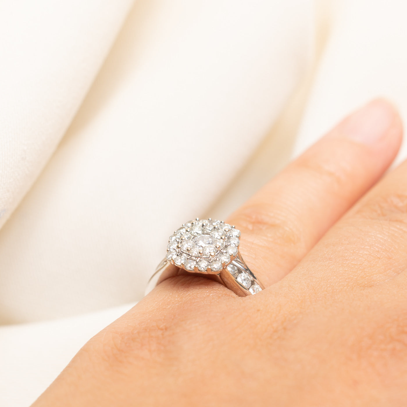 Illusion Set Diamond Cluster Halo Ring | 1.54ctw | SZ 5.75