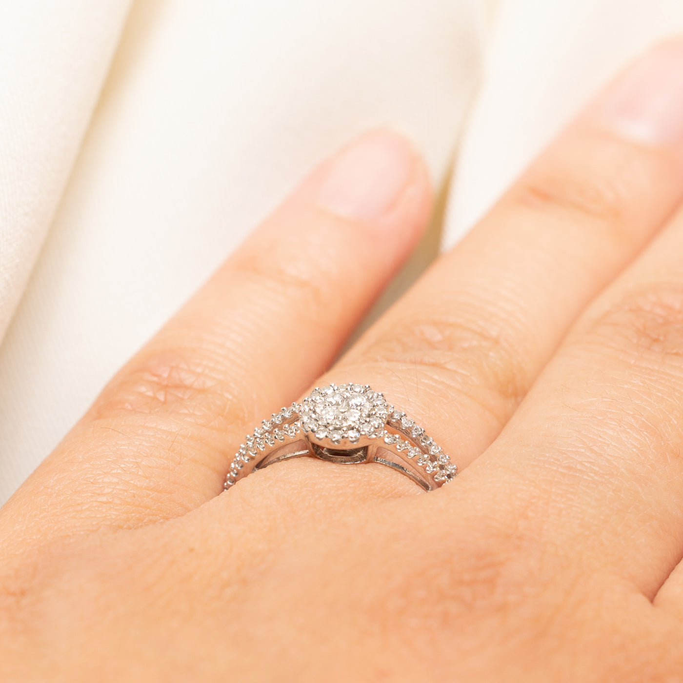 Illusion Set Diamond Halo Split Shank Ring | 0.45ctw | SZ 6.25