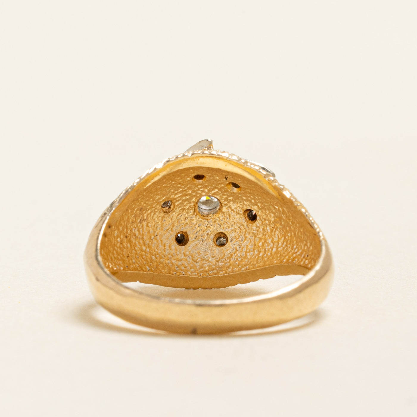 Illusion Set Diamond Textured Dome Ring | 0.26ctw | SZ 6.75