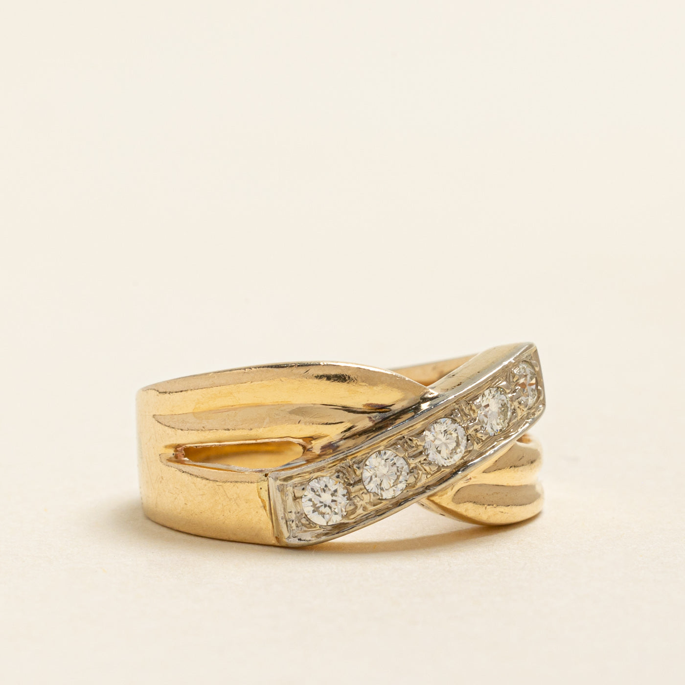 Diagonal Diamond Cross Over Ring | 0.30ctw | SZ 6