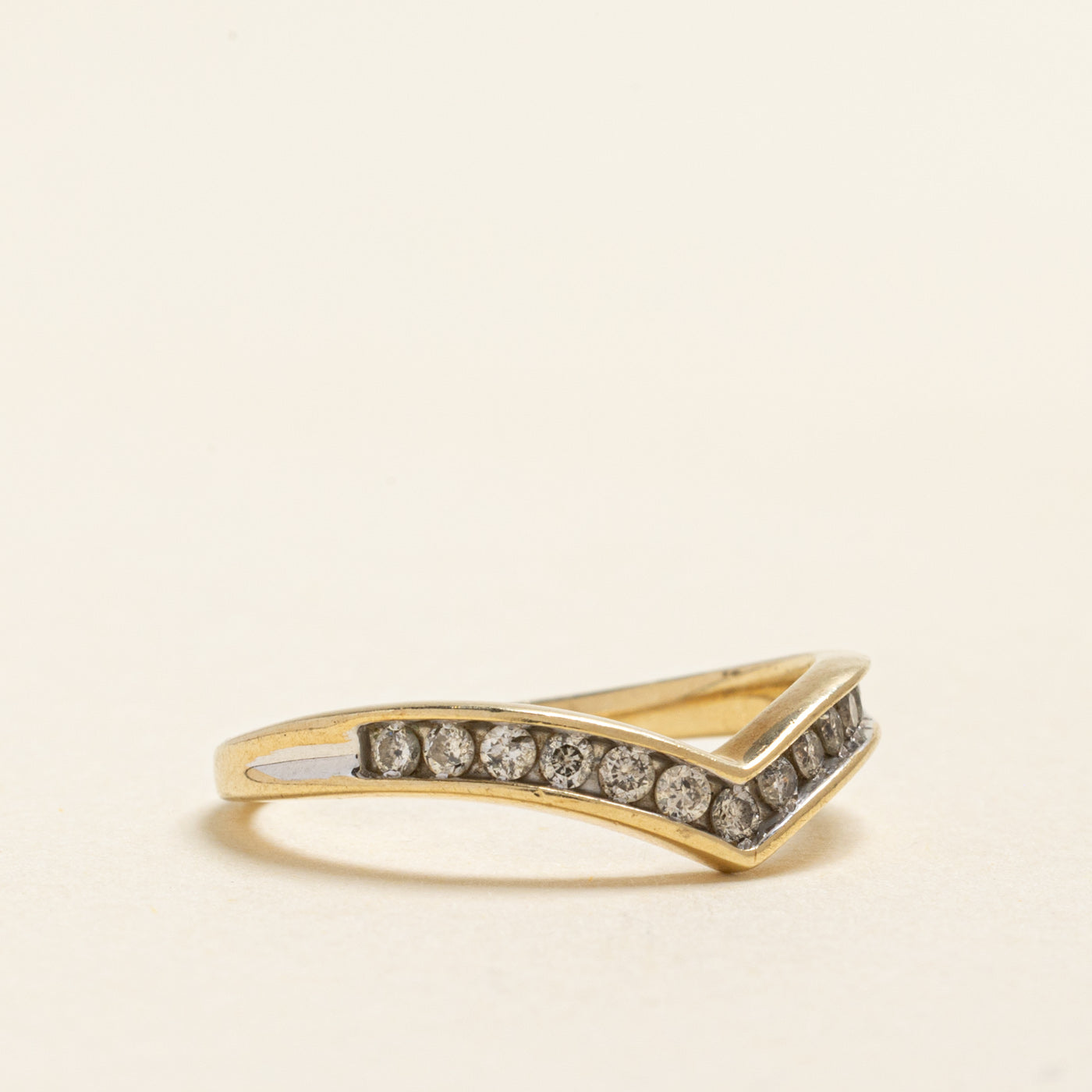 Semi Eternity Diamond Chevron Ring | 0.26ctw | SZ 7.25