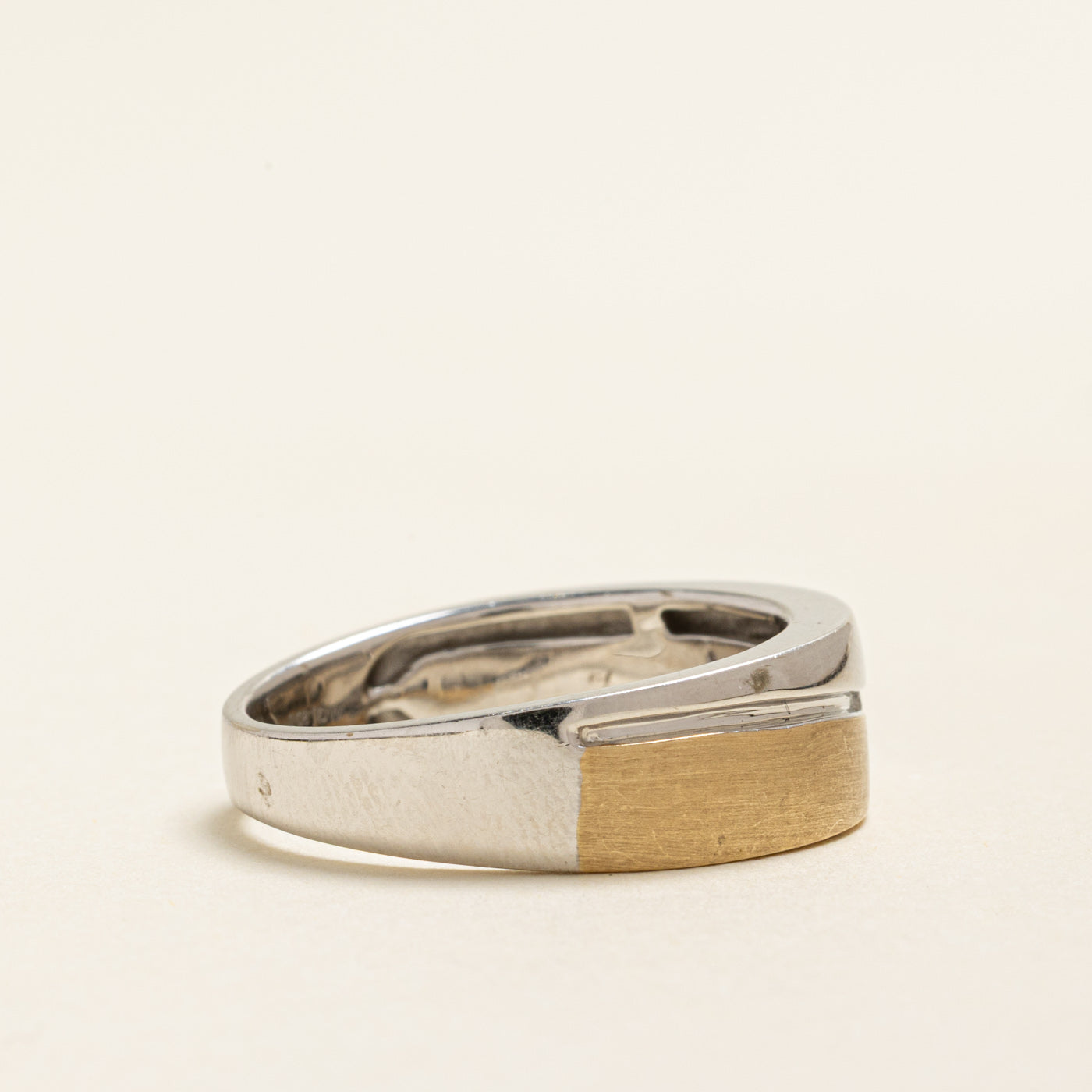 Two Tone Diamond Band | 0.08ct | SZ 10