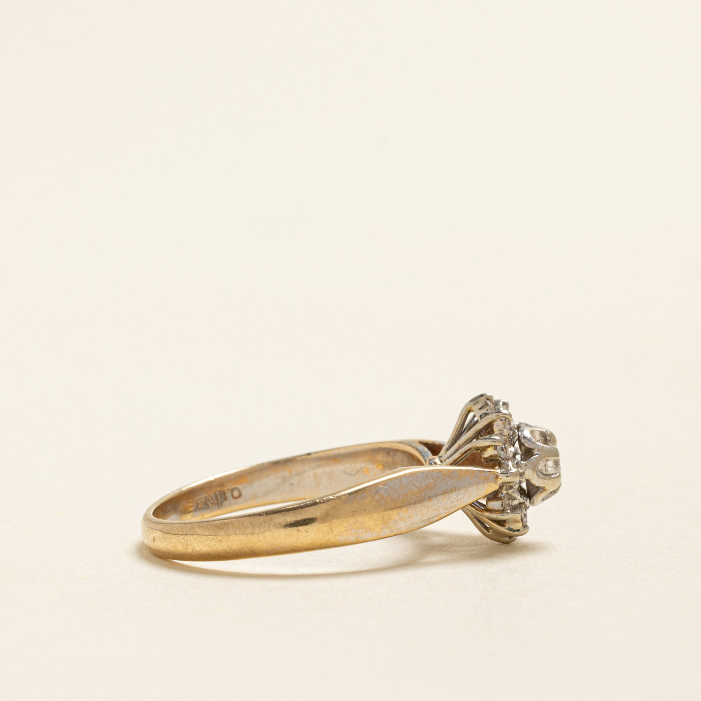 Belcher Set Diamond Petal Ring | 0.22ctw | SZ 5.75