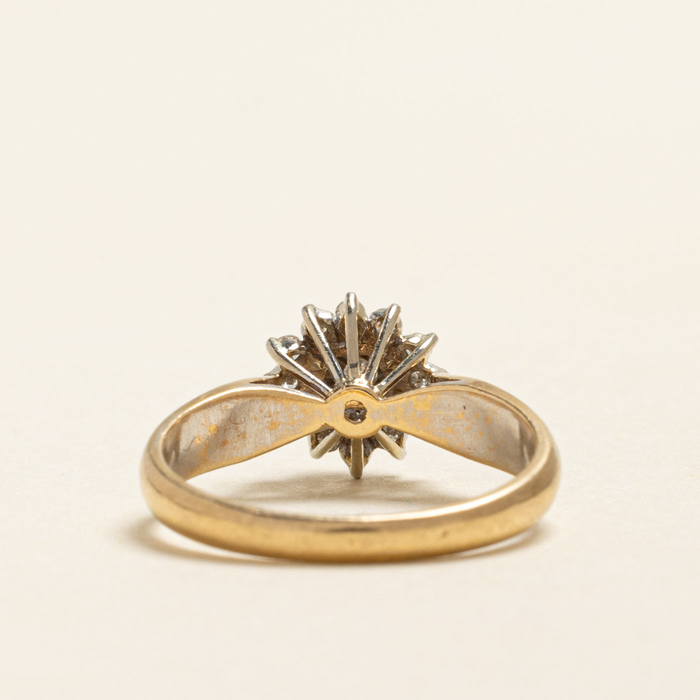Belcher Set Diamond Petal Ring | 0.22ctw | SZ 5.75