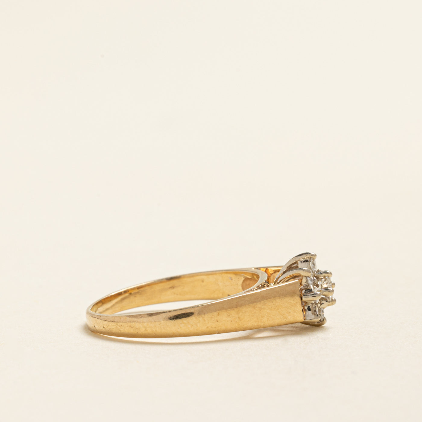 Yellow Gold Diamond Petal Ring | 0.20ctw | SZ 5.25