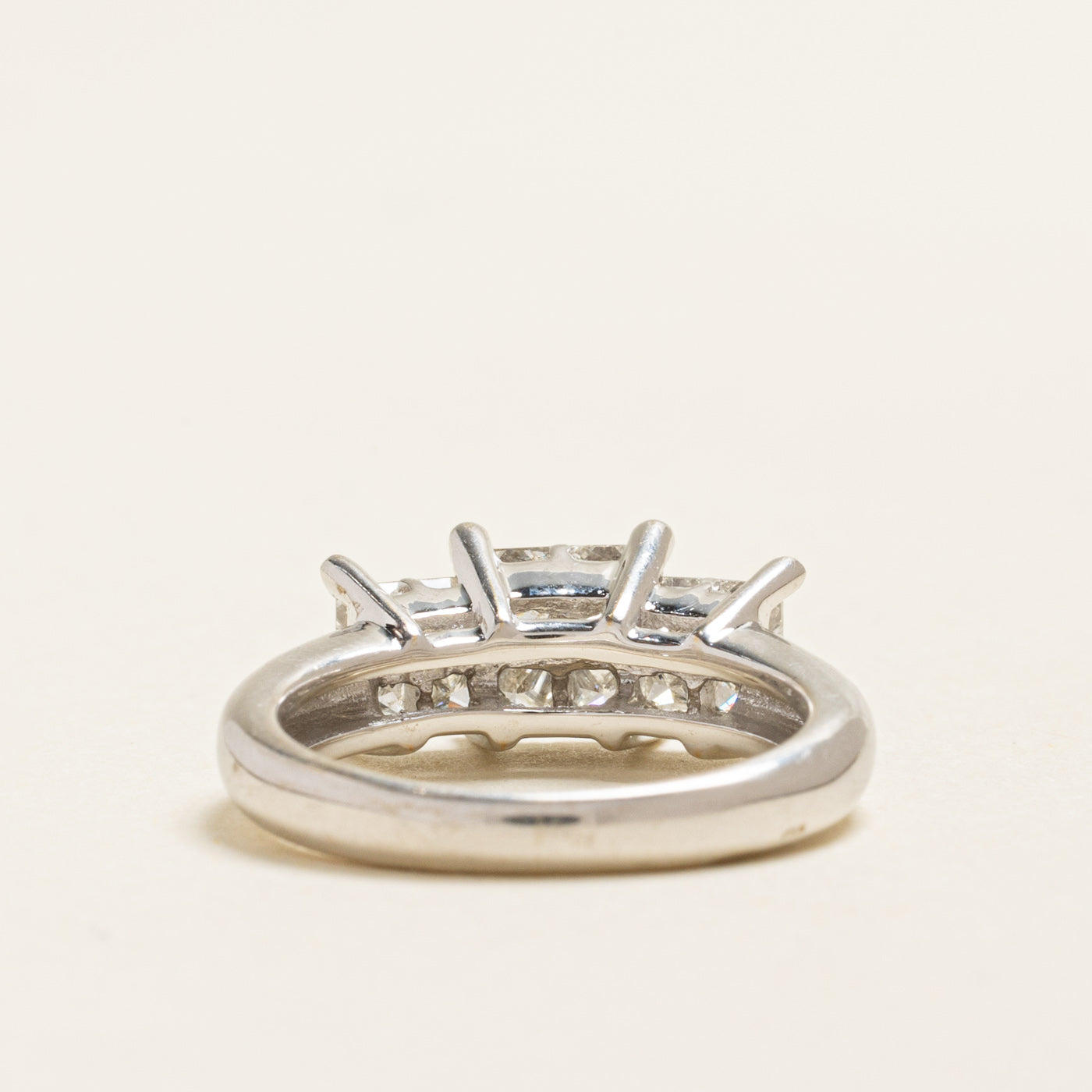 18k Illusion Set Princess Cut Diamond Ring | 1.50ctw | SZ 5.5
