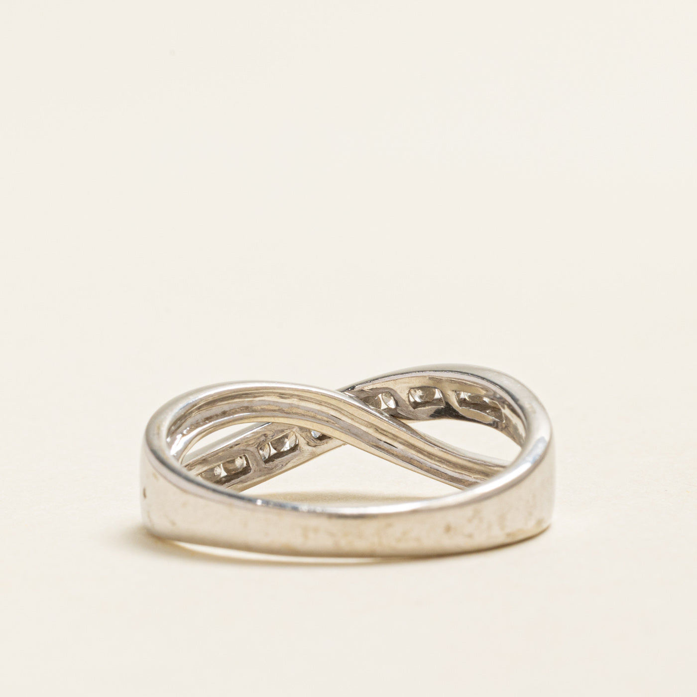 White Gold Diamond Cross Over Ring | 0.28ctw | SZ 8
