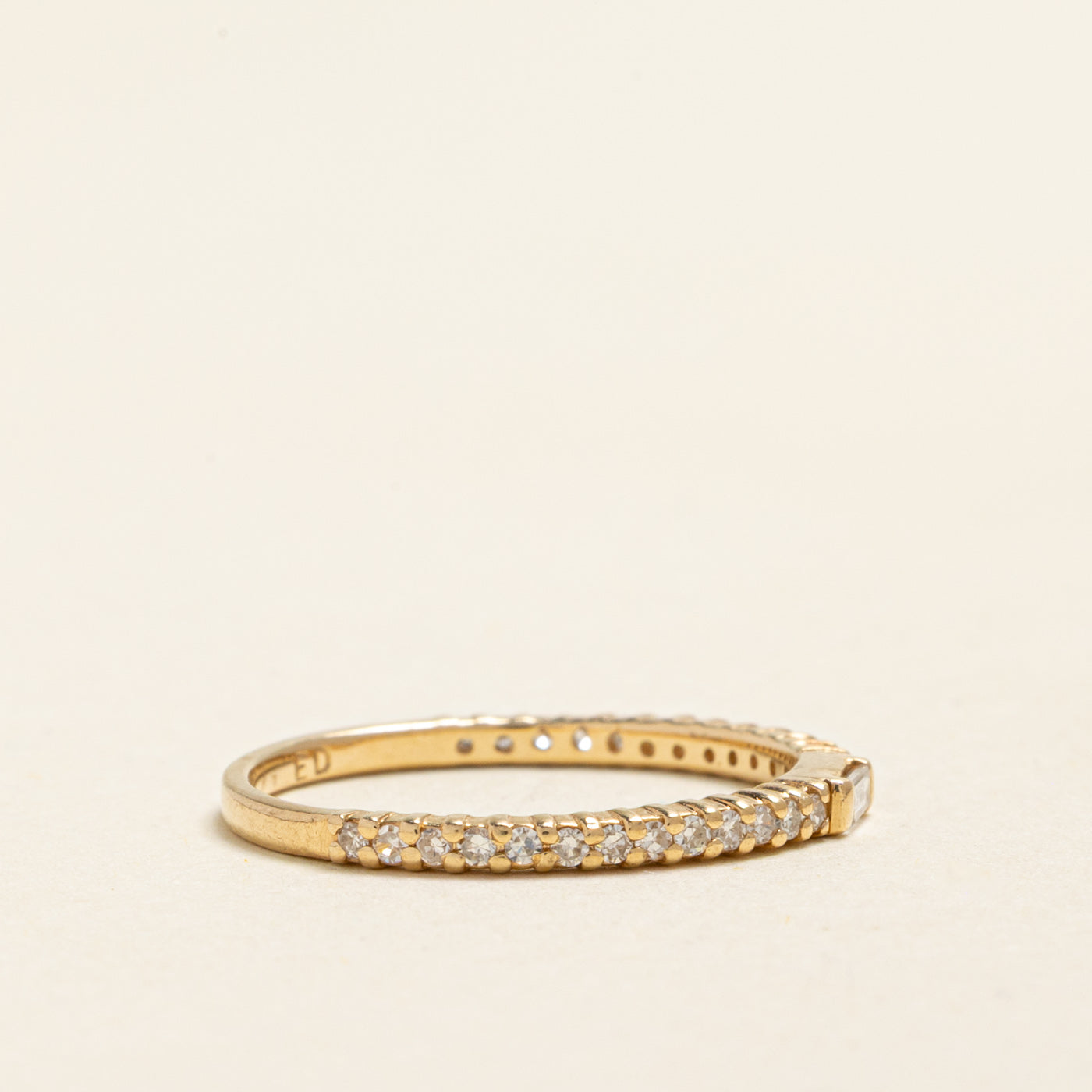 Semi Eternity Baguette Cut Diamond Band | 0.26ctw | 1.90mm | SZ 6.75