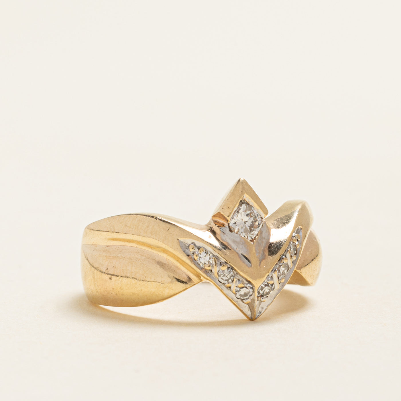 Yellow Gold Diamond Chevron Ring | 0.25ctw | SZ 7.5