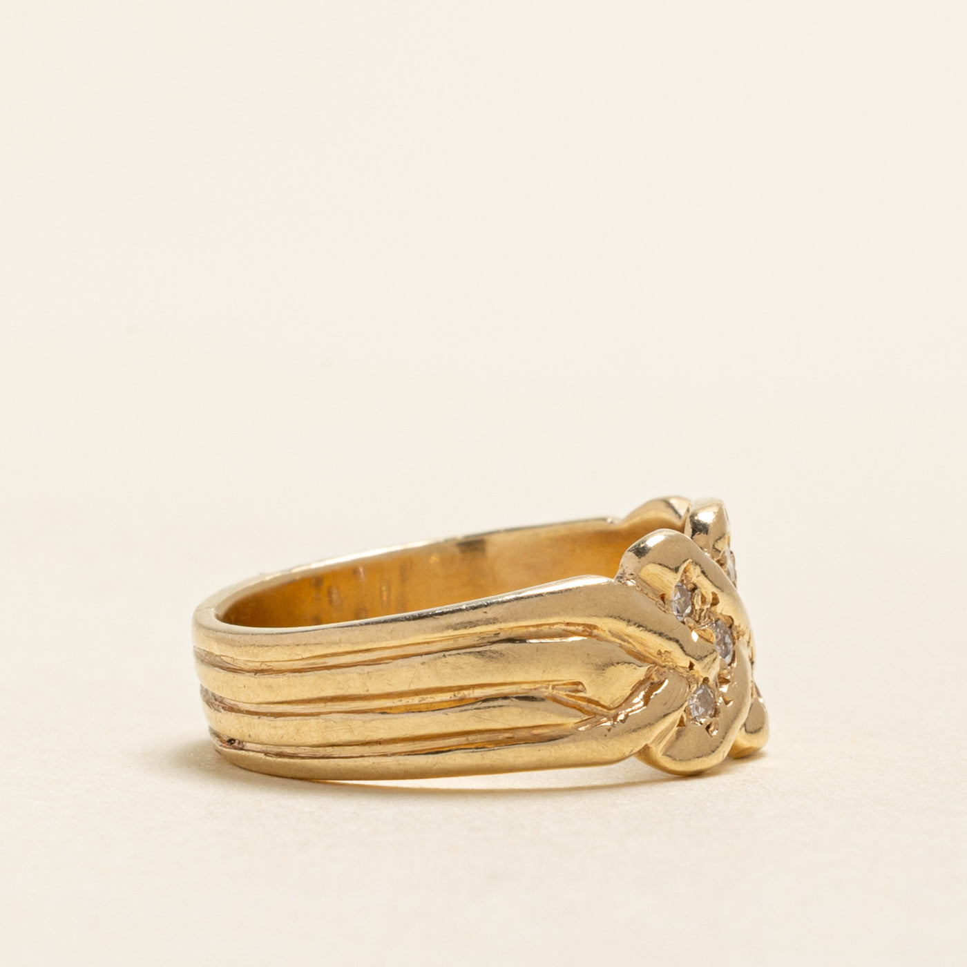 Diamond Grooved Ring | 0.12ctw | SZ 3.75