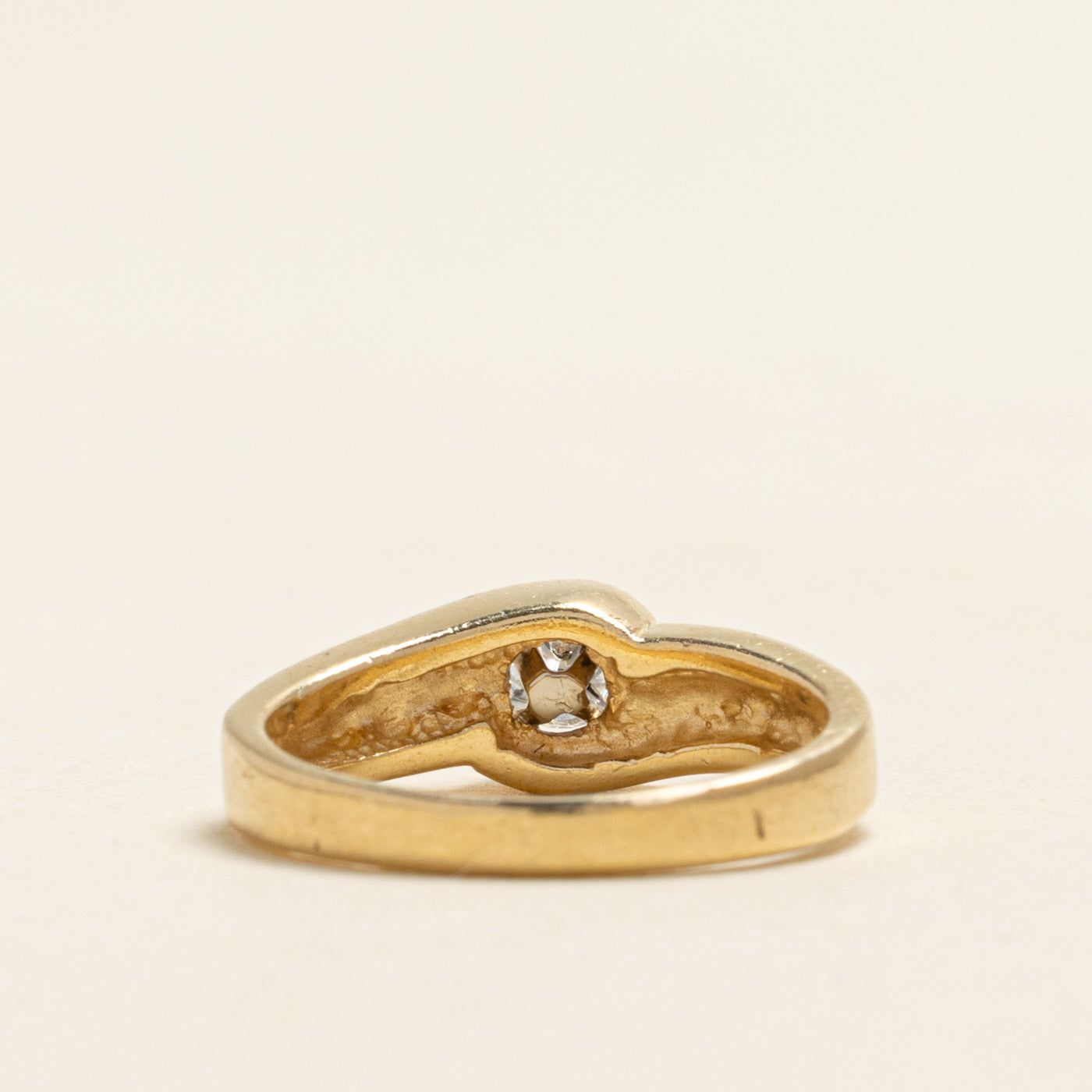 Solitaire Diamond Grooved Ring | 0.20ct | SZ 5.25