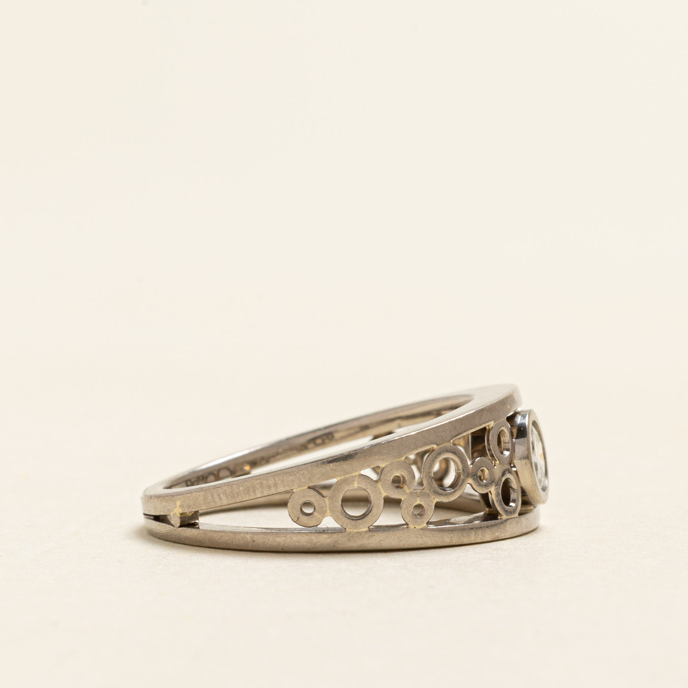 Bezel Set Diamond Openwork Ring | 0.20ct | SZ 5.5