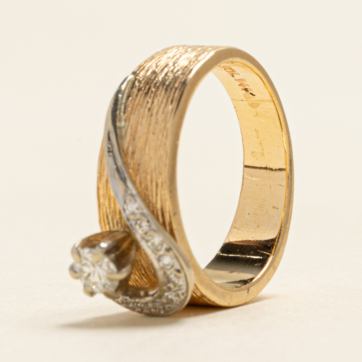 Diamond Swirl Textured Ring | 0.26ctw | SZ 5.25