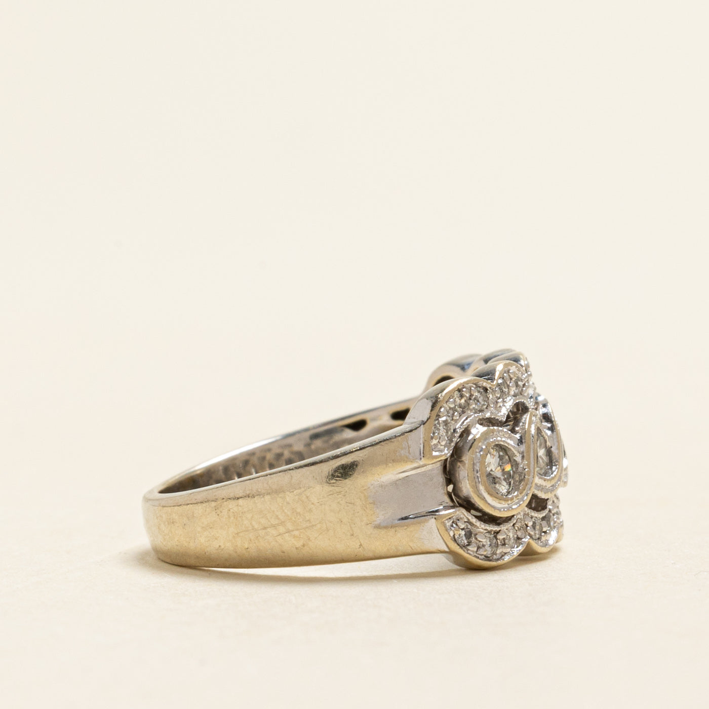 White Gold Diamond Scalloped Ring | 0.42ctw | SZ 5.25