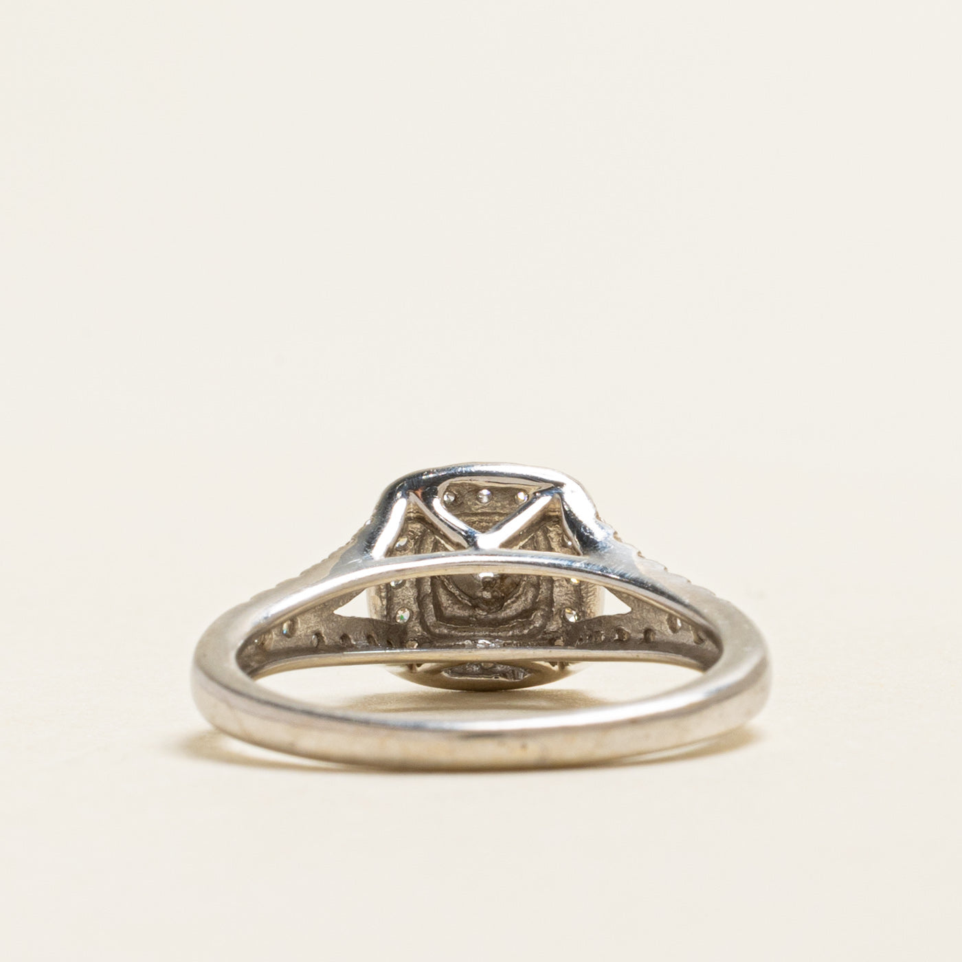 White Gold Diamond Halo Ring | 0.30ctw | SZ 6.25