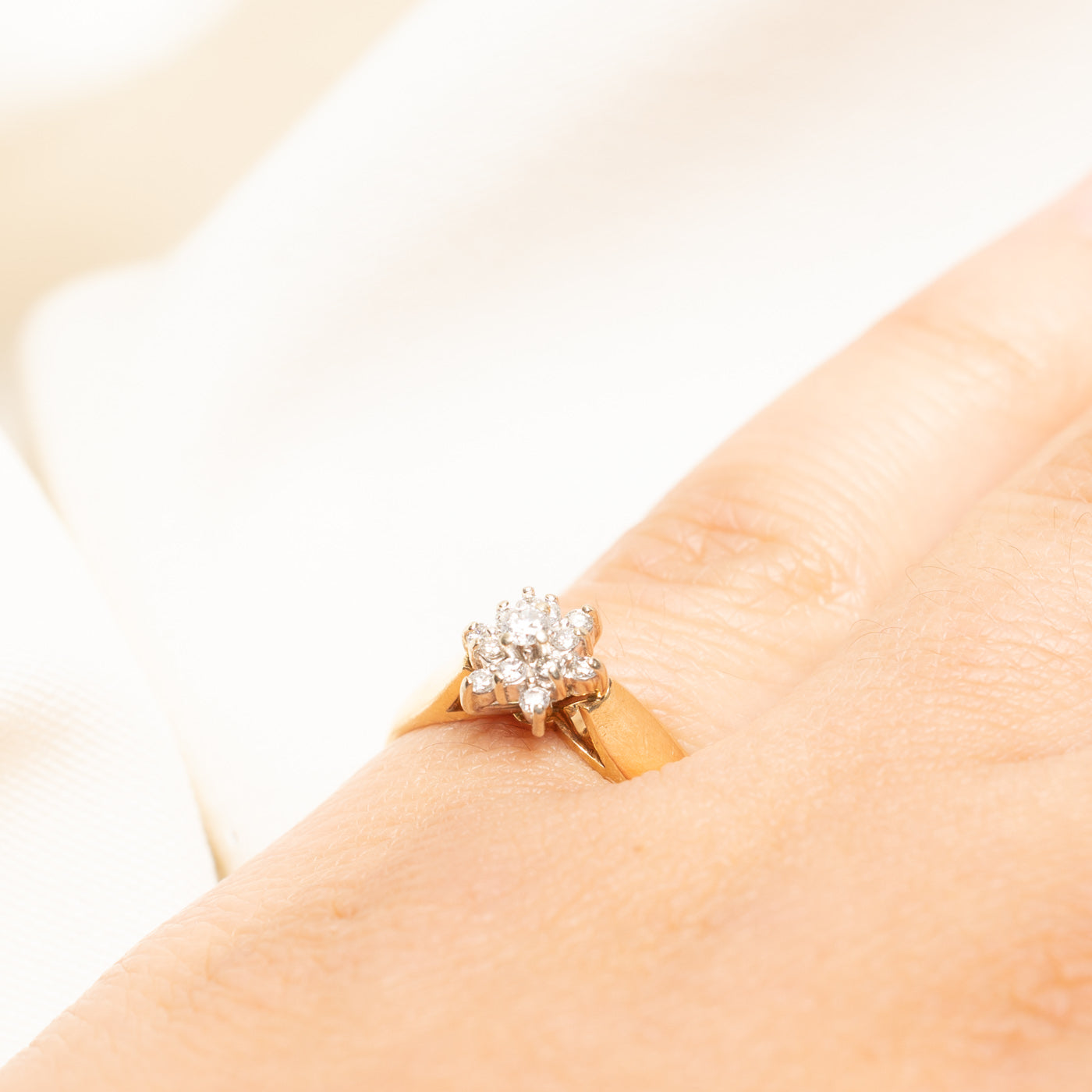 Diamond Petal Reverse Tapered Ring | 0.15ctw | SZ 5.75