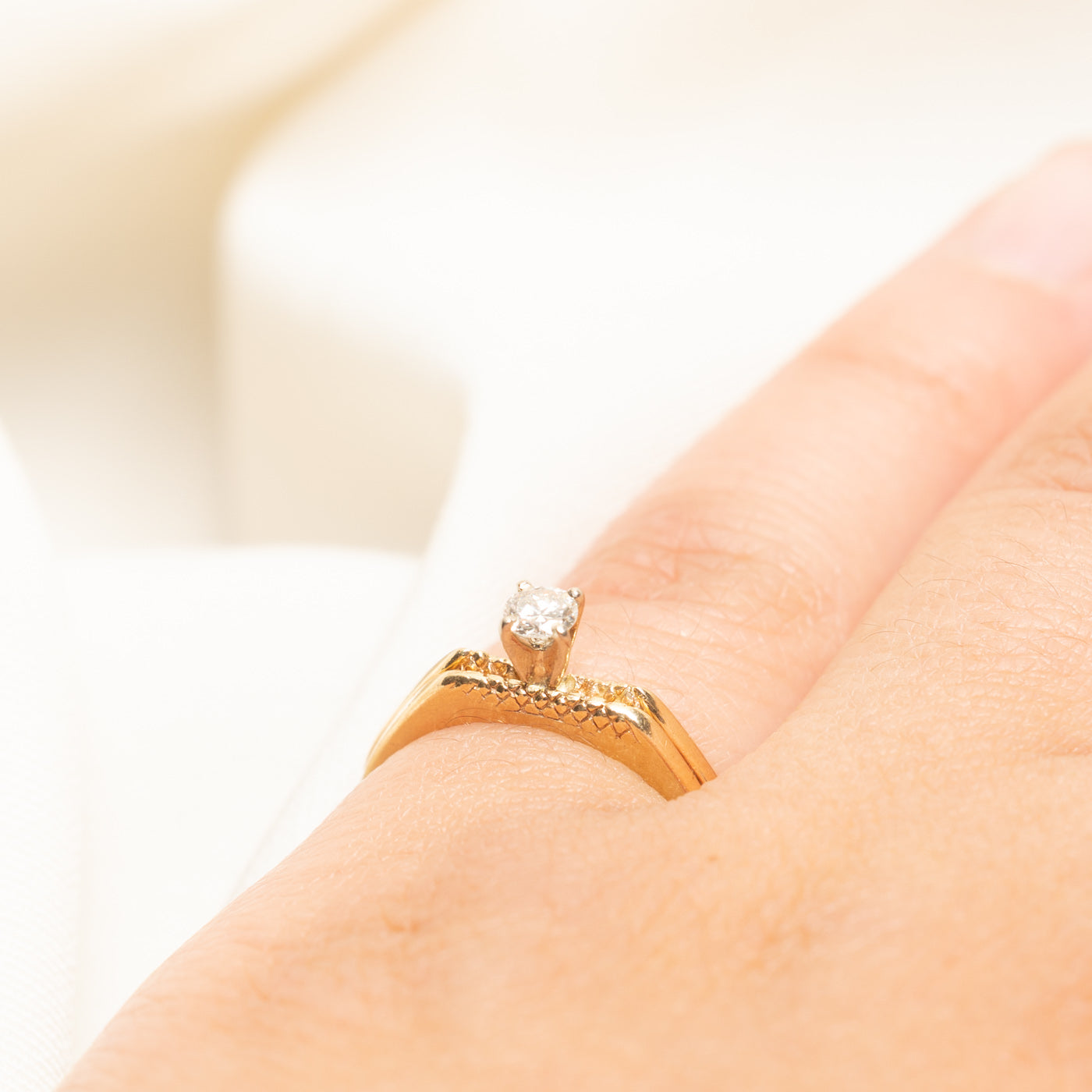 Solitaire Diamond Textured Soldered Wedding Ring Set | 0.14ct | SZ 5.75