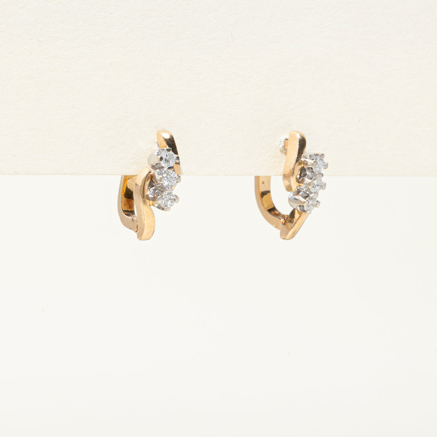 Boucles d'oreilles trois diamants serties de diamants | 0,3 ct au total