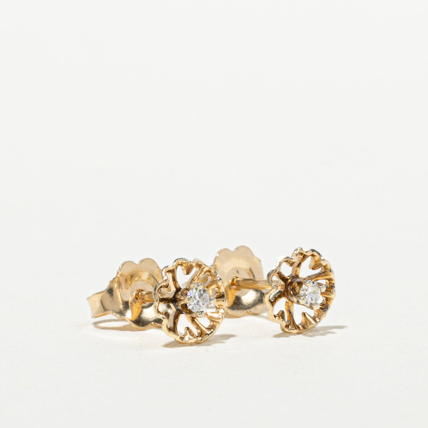 14k Diamond Openwork Flower Stud Earrings | 0.04ctw