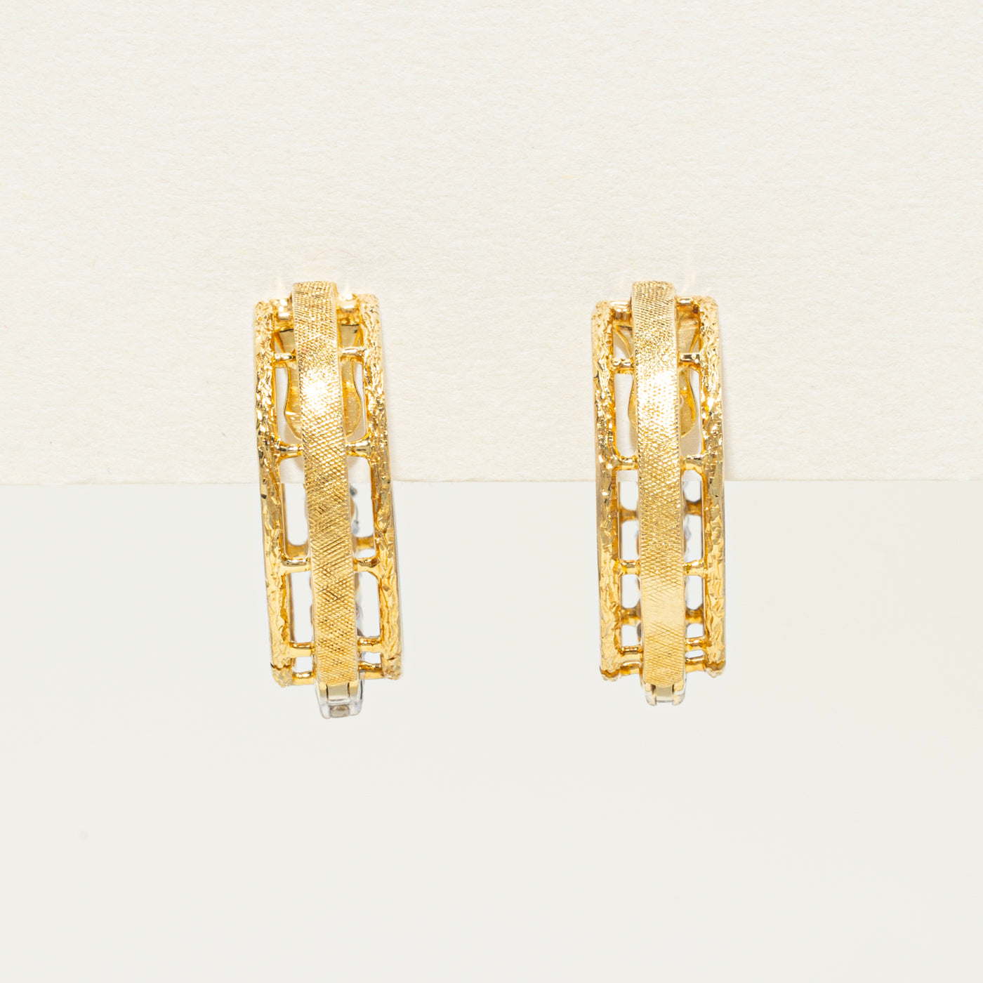 14k Diamond Textured Hoop Earrings | 1.5ctw | 25mm