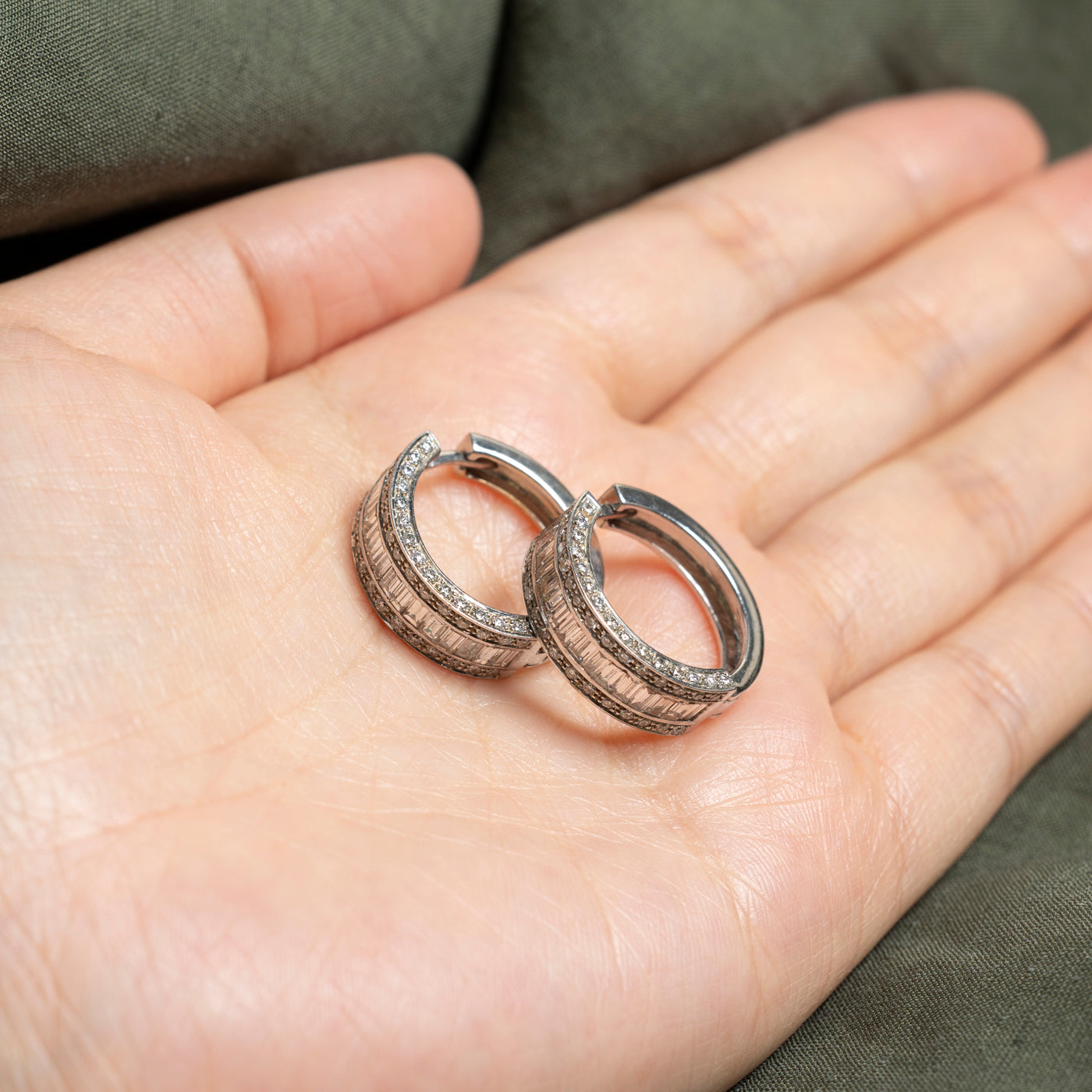 18k Mixed Cut Diamond Hoop Earrings | 2.7ctw | 21mm