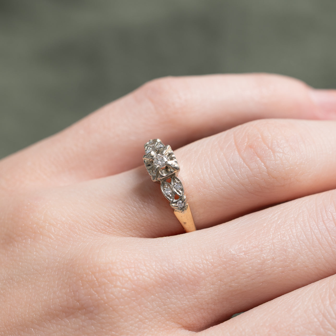 Illusion Set Diamond Ring | 0.19ctw | SZ 5.75