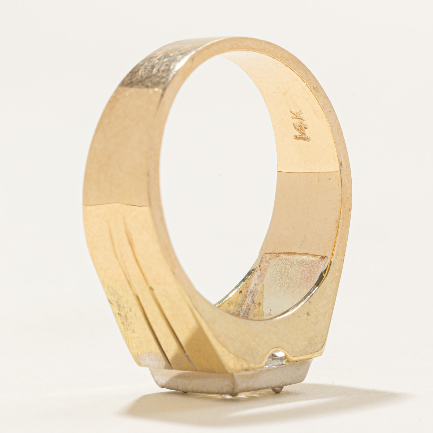 Two Tone Gold Diamond Grooved Signet Ring | 1.05ct VS2/SI1 H/I | SZ 8.5 |