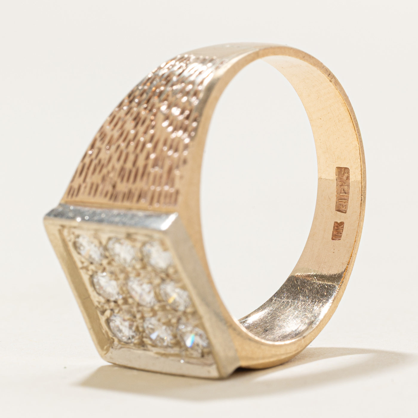 Diamond Grid Textured Signet Ring | 0.99ctw | SZ 11.75 |