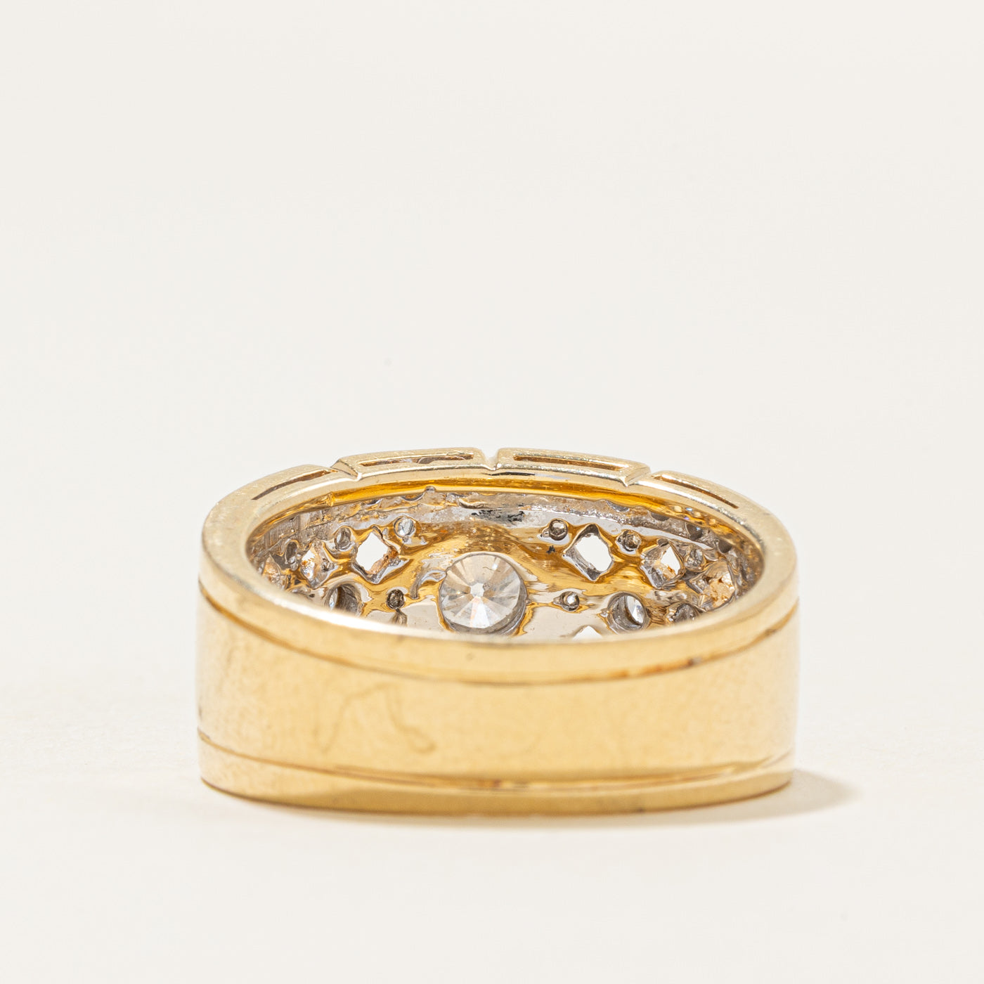 Diamond Cluster Openwork Wide Band | 0.45ctw | SZ 6.75 |