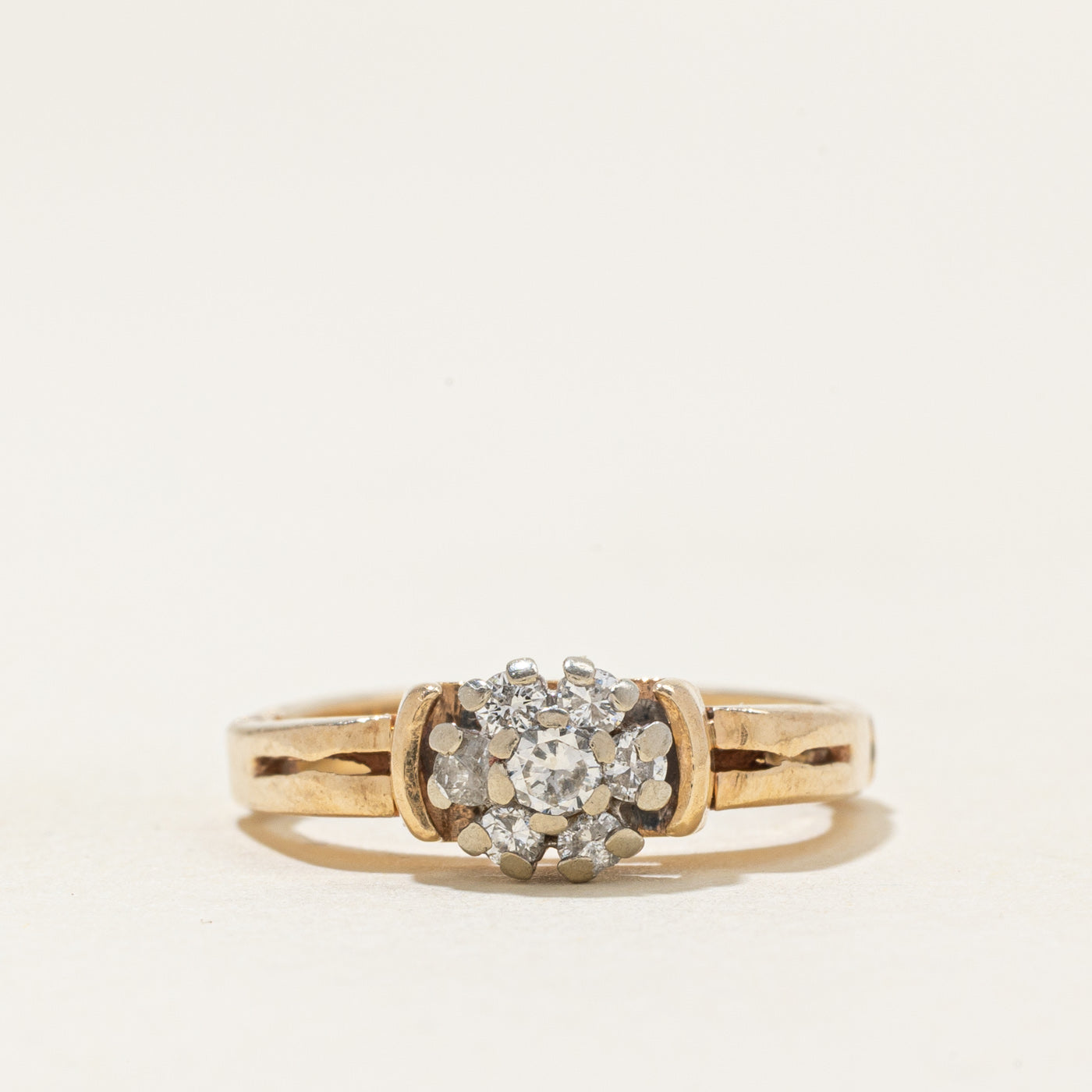 Diamond Floral Cluster Ring | 0.19ctw | SZ 4.5 |