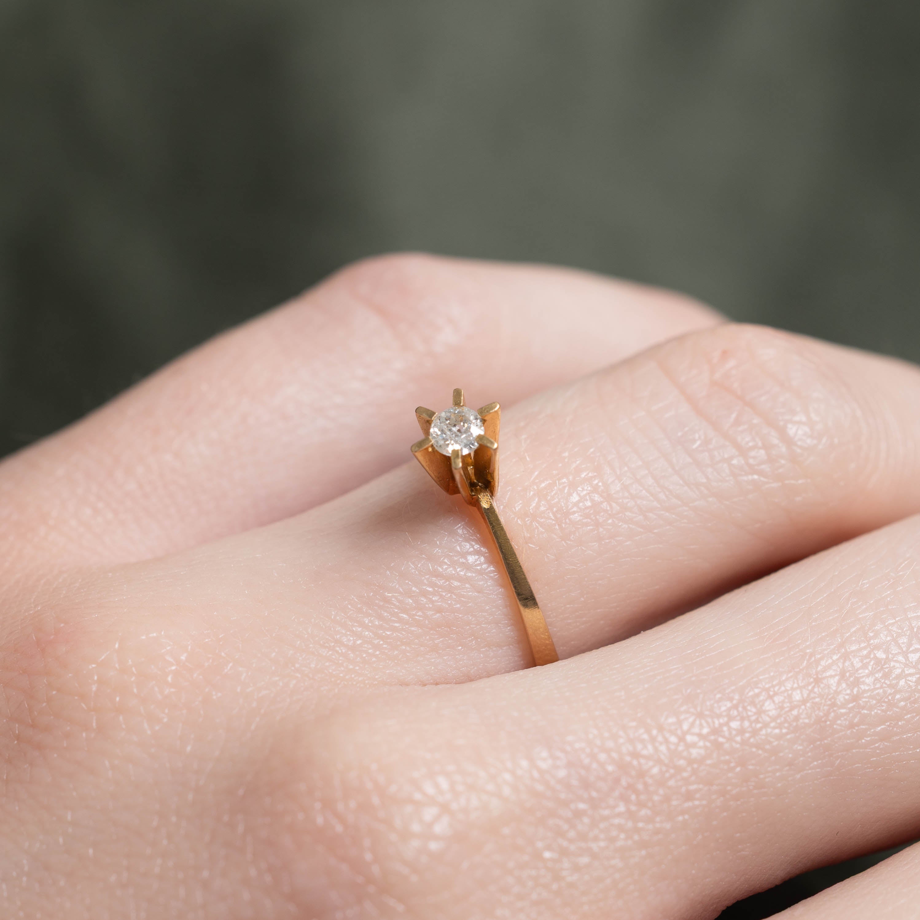 18k Six Prong Old Mine Cut Diamond Ring | 0.12ctw | SZ 6.5