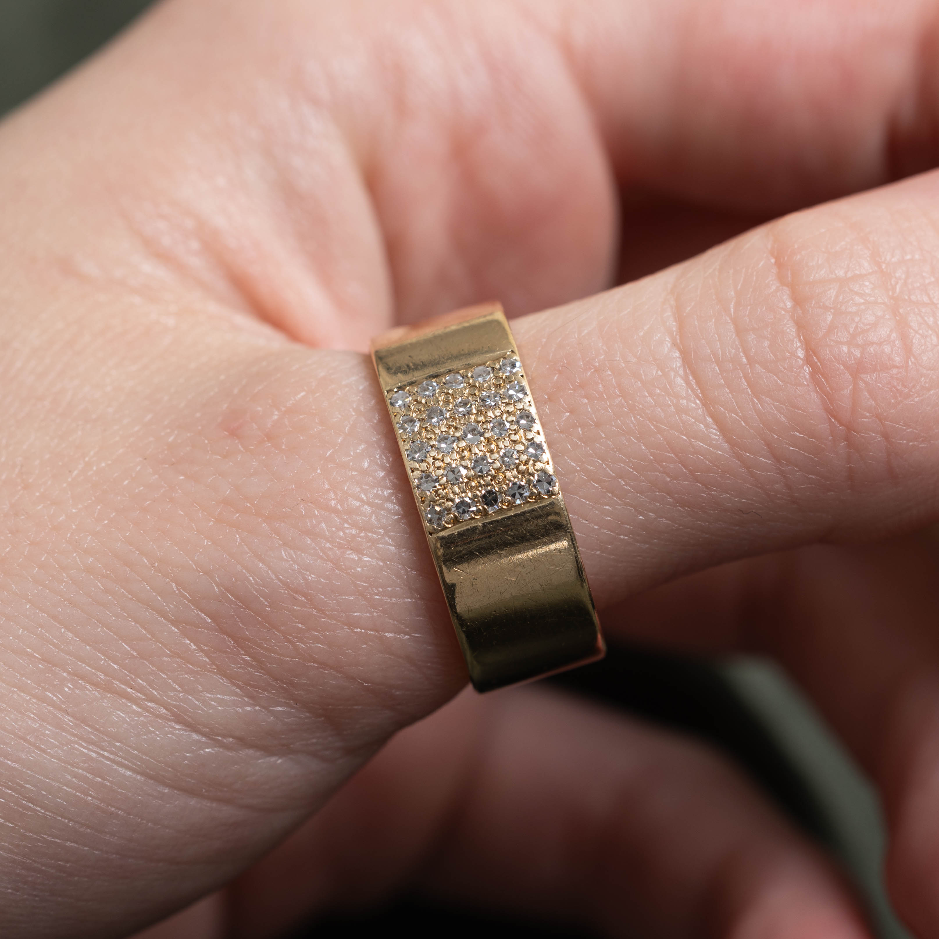 10k Pavé Set Diamond Grid Band | 0.50ctw | 8.40mm | SZ 10