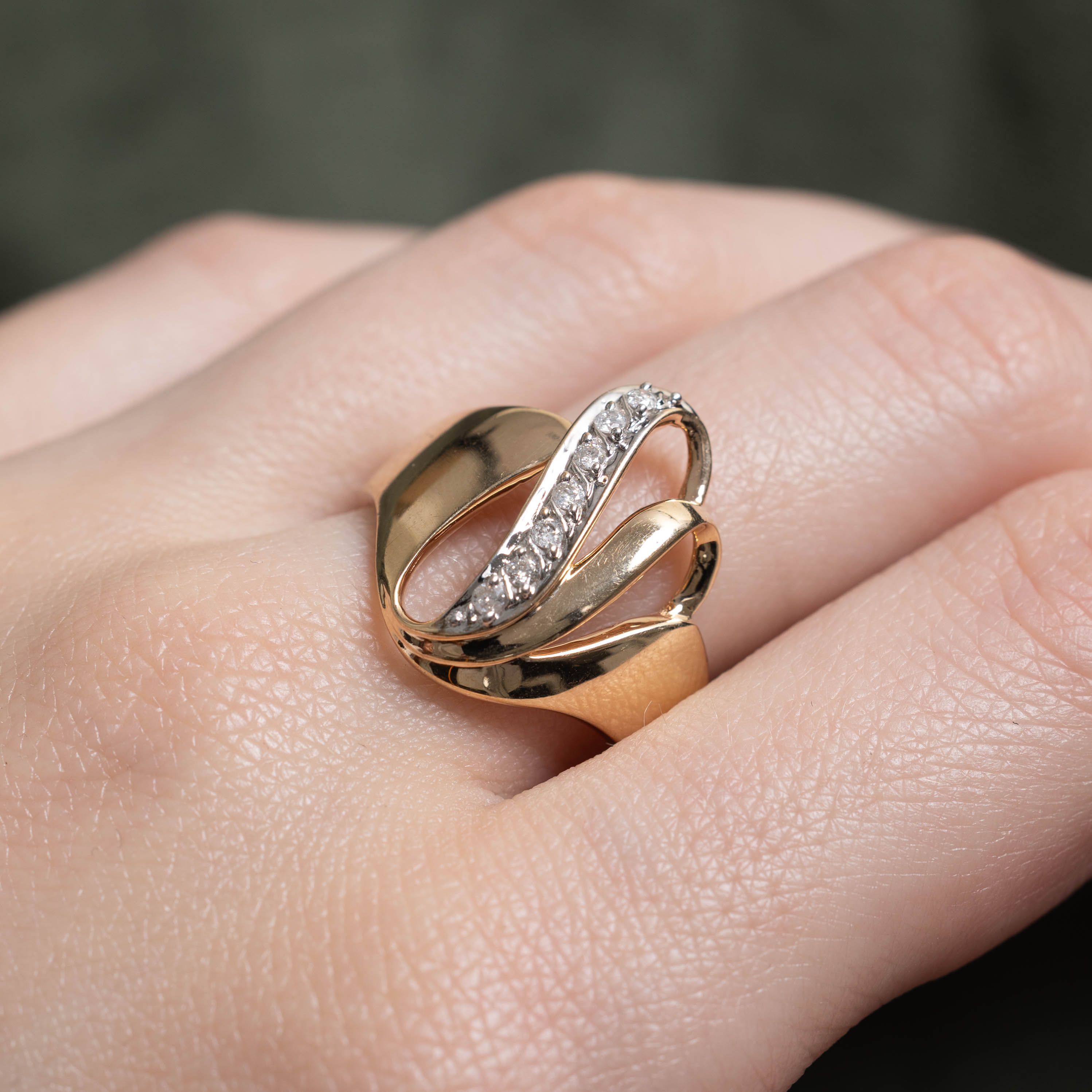 10k Diamond Waterfall Abstract Cocktail Ring | 0.10ctw | SZ 8.75