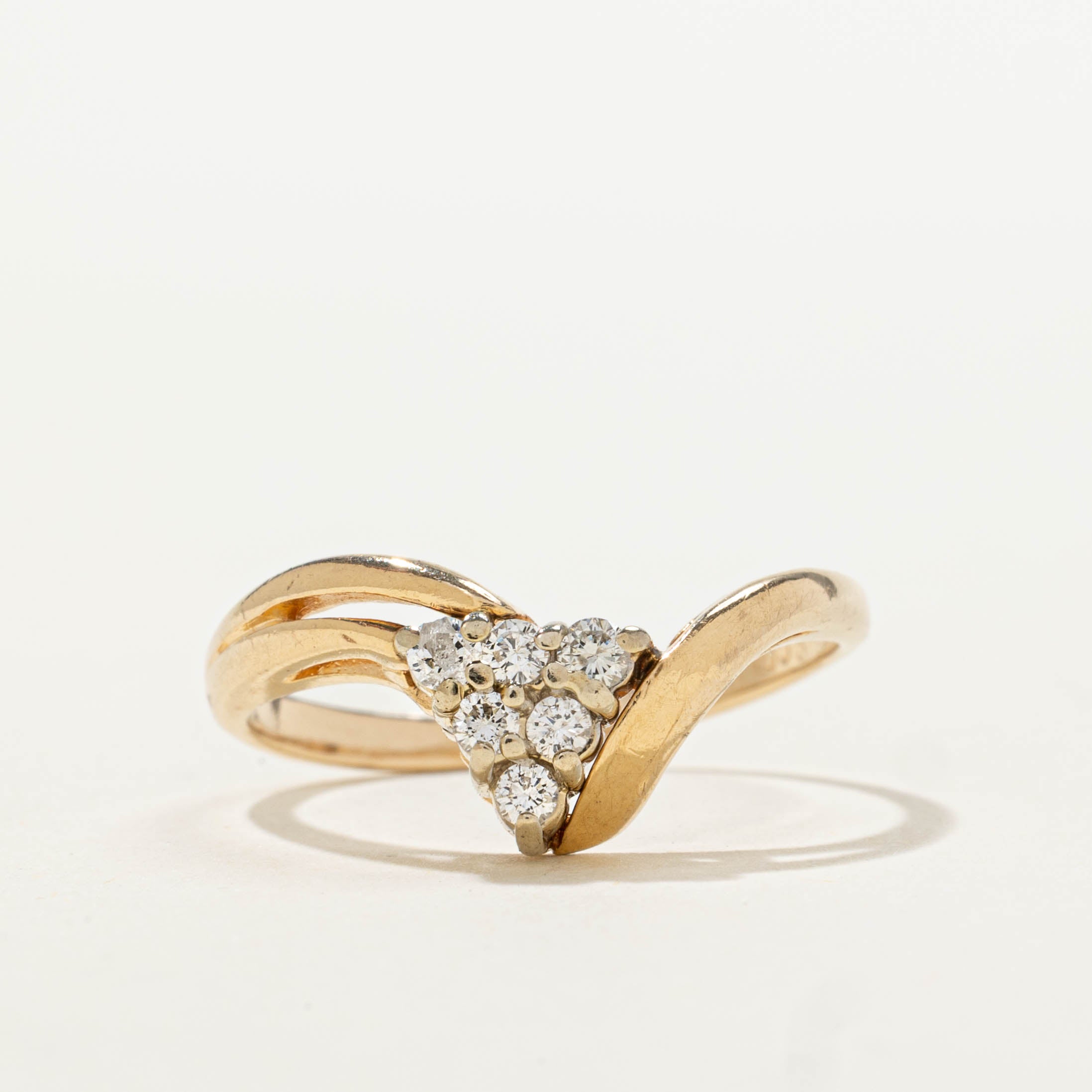 14k Diamond Triangle Cluster Ring | 0.21ctw | SZ 7