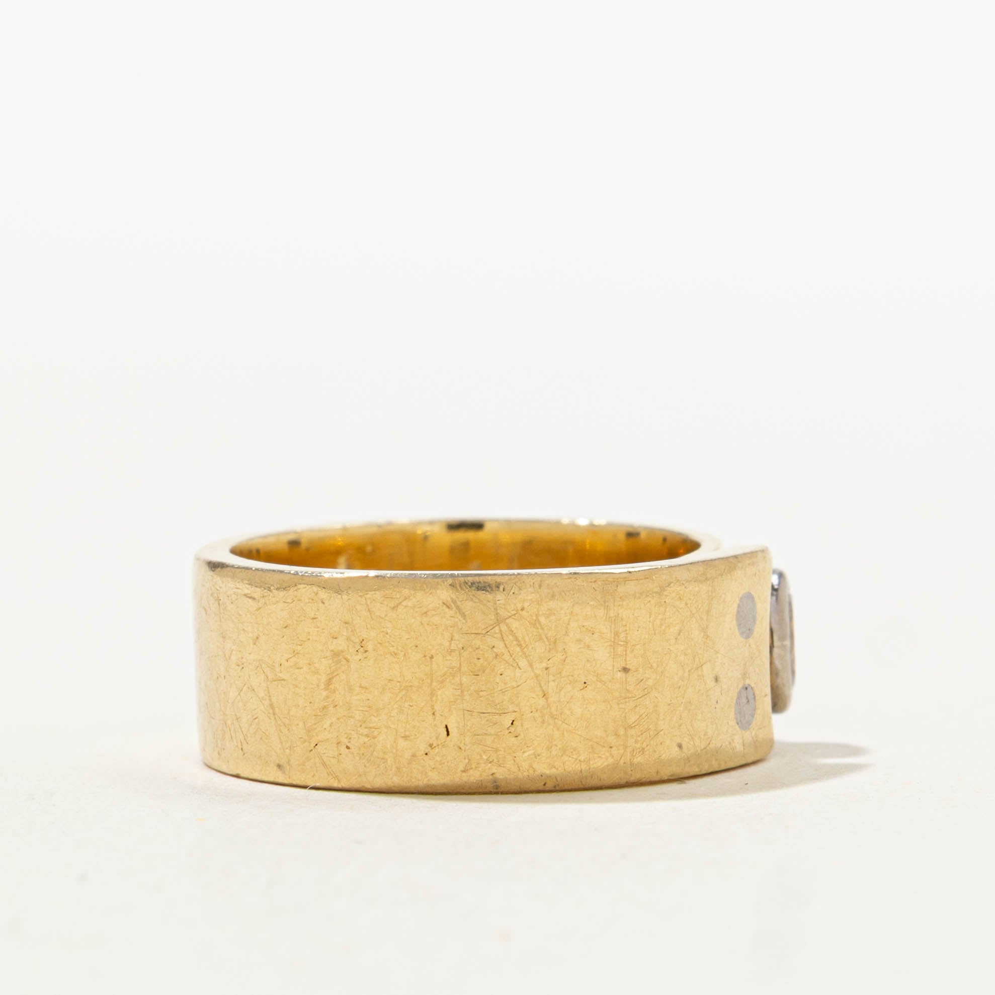 18k Bezel Set Diamond Cigar Band | 0.15ctw | SZ 5