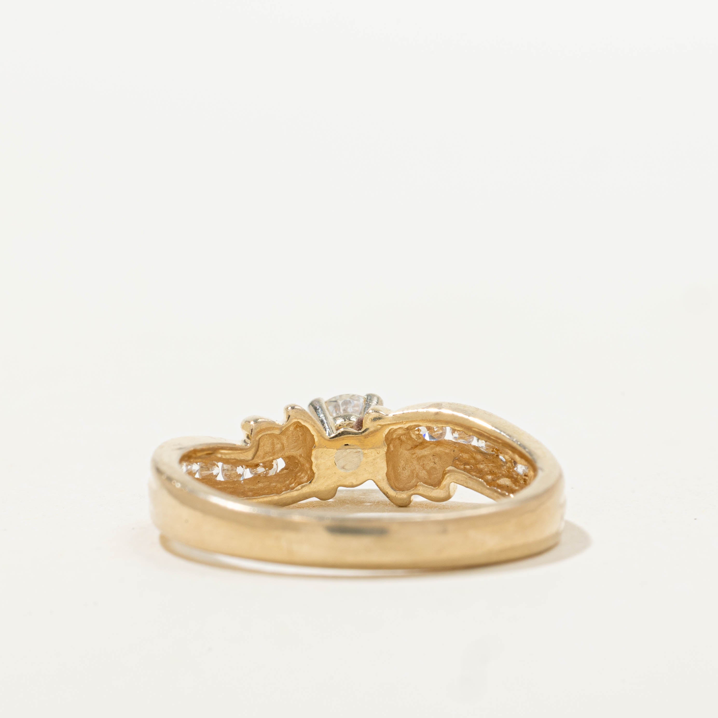 14k Diamond Waterfall Accents Grooved Ring | 0.38ctw | SZ 6