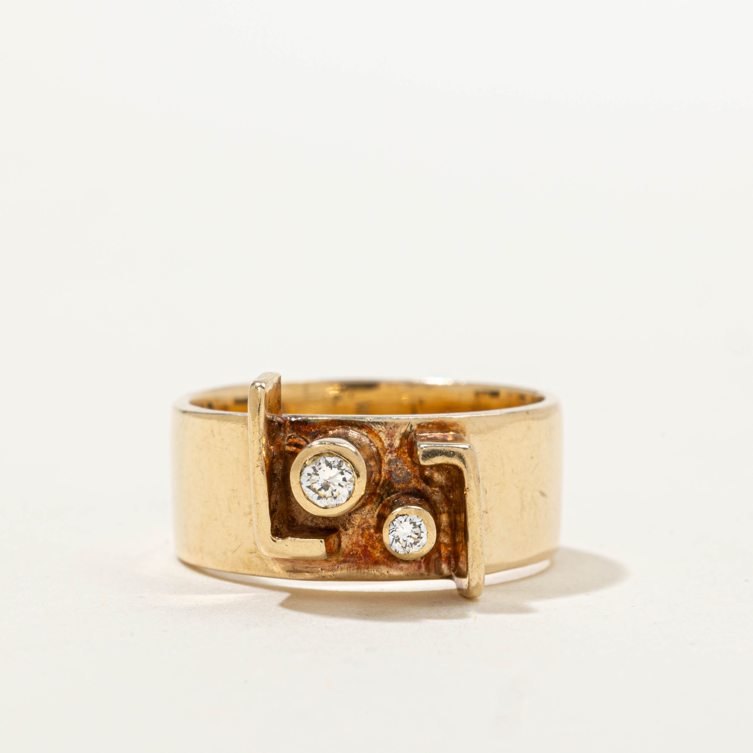 14k Bezel Set Diamond Geometric Cigar Band | 0.11ctw | 7.5mm | SZ 6