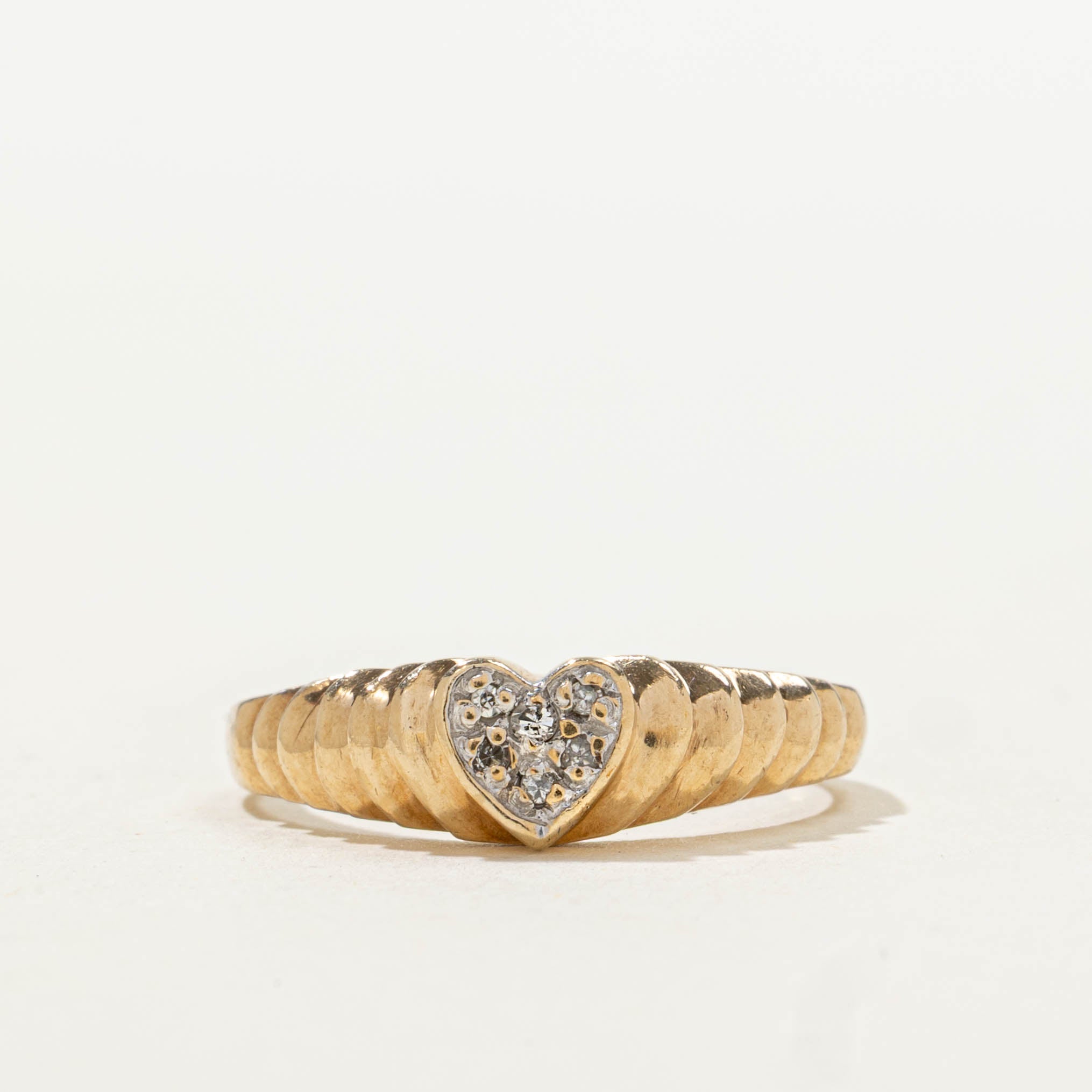 10k Diamond Heart Croissant Ring | 0.05ctw | SZ 5.25