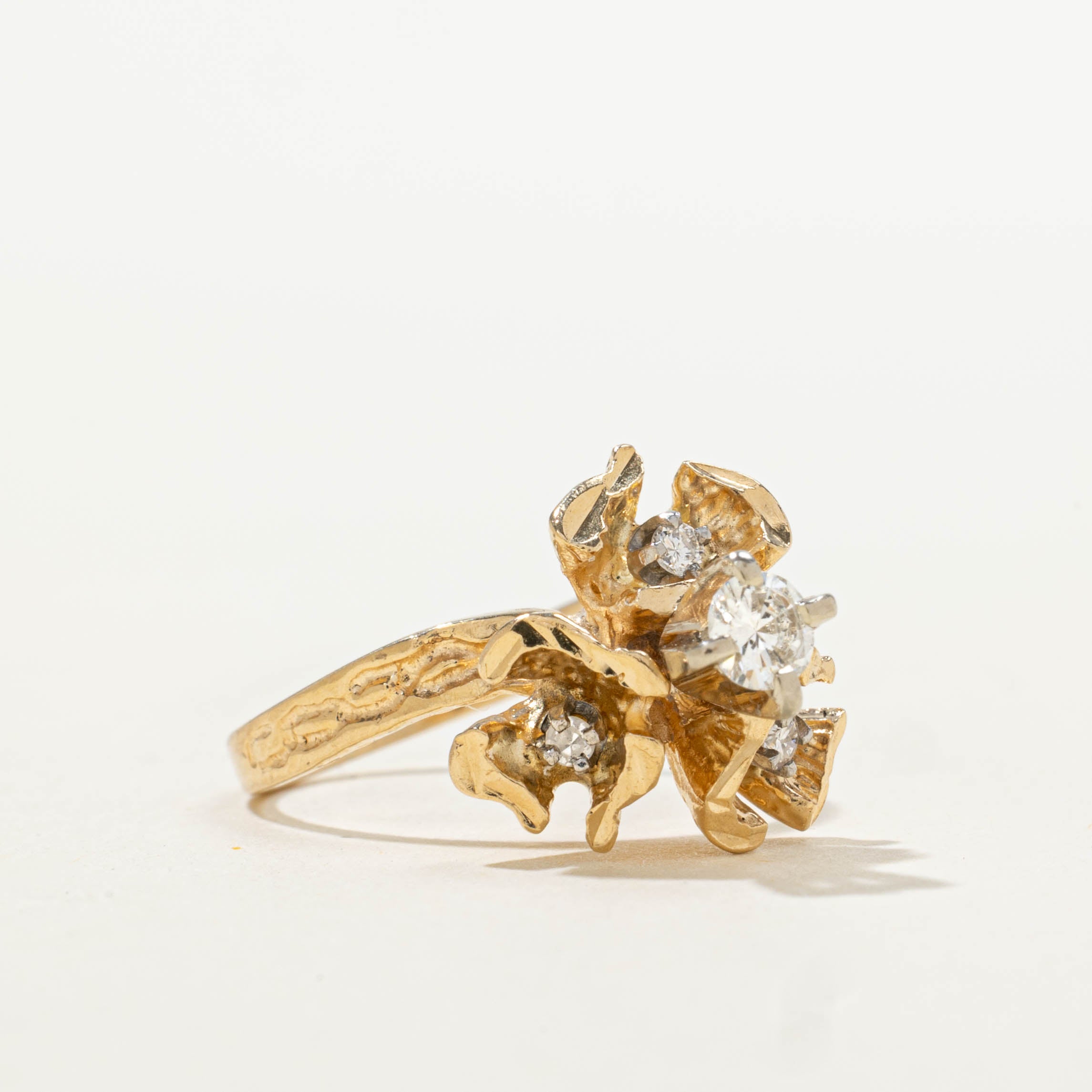 14k Scattered Diamond Flower Cocktail Ring | 0.25ctw | SZ 4.25