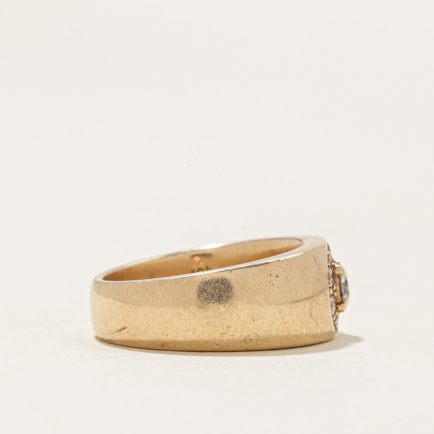 Diamond Round Cluster Band | 0.28ctw | SZ 4.0 |