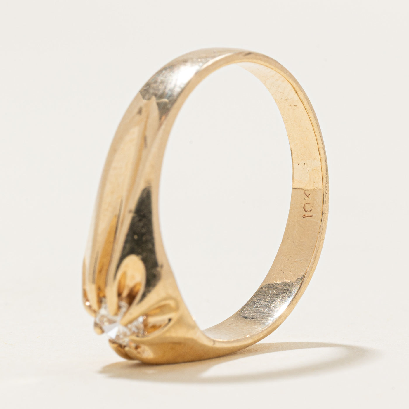 Belcher Set Diamond Ring | 0.27ct | SZ 9.5 |