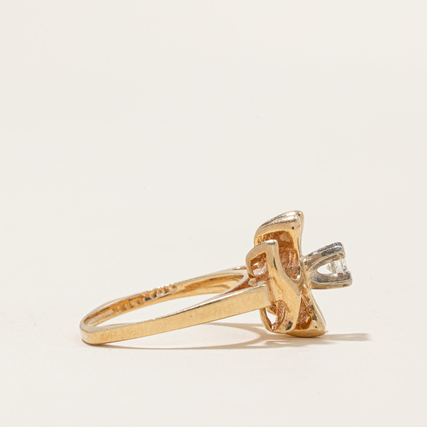 Solitaire Diamond Abstract Ring | 0.12ct | SZ 4.5 |