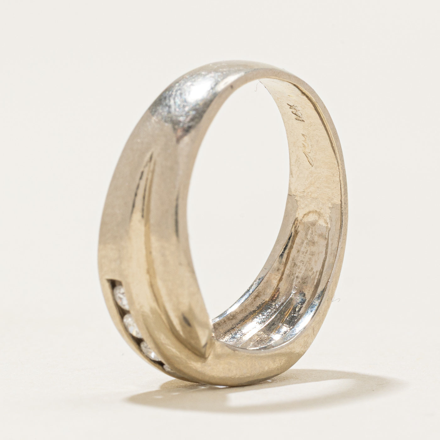 Channel Set Diamond Crossover Ring | 0.1ctw | SZ 5.5 |