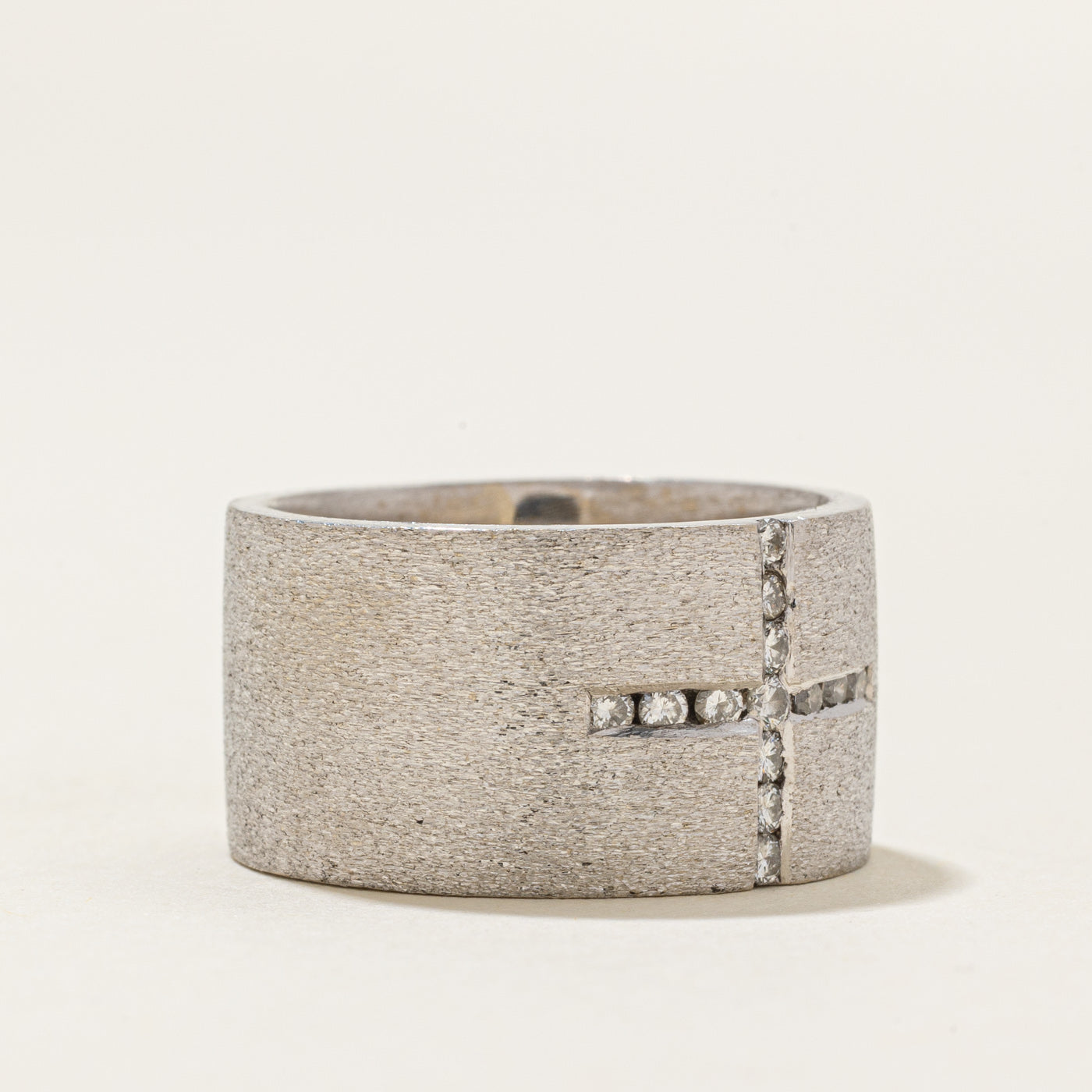 Diamond Cross Matte Cigar Band | 0.14ctw | SZ 6.5 |