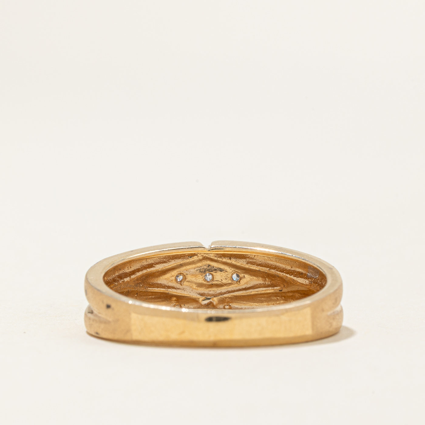 Diamond Geometric Grooved Band | 0.02ctw | SZ 10.5 |