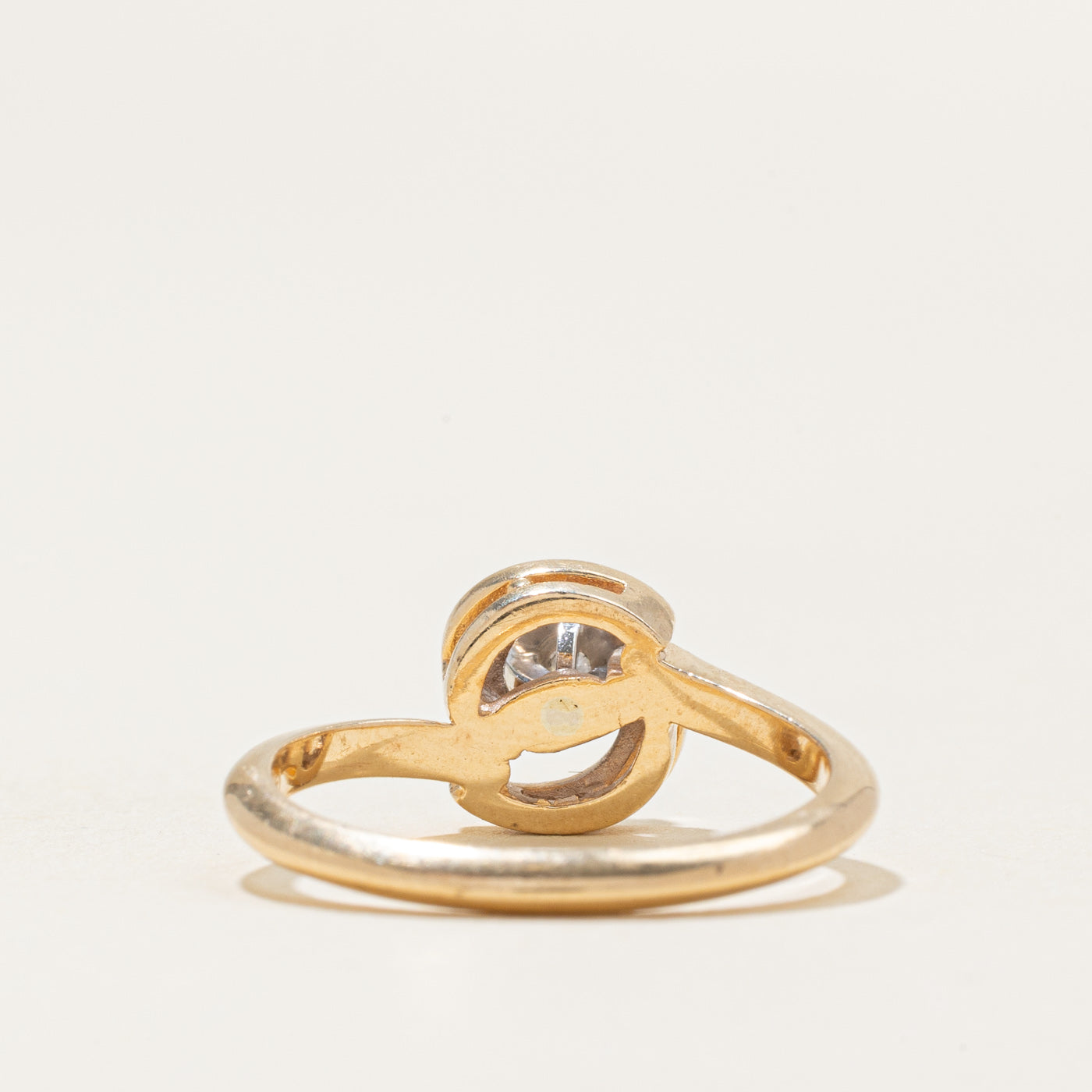 Solitaire Diamond Abtract Bypass Ring | 0.07ct | SZ 6.25 |