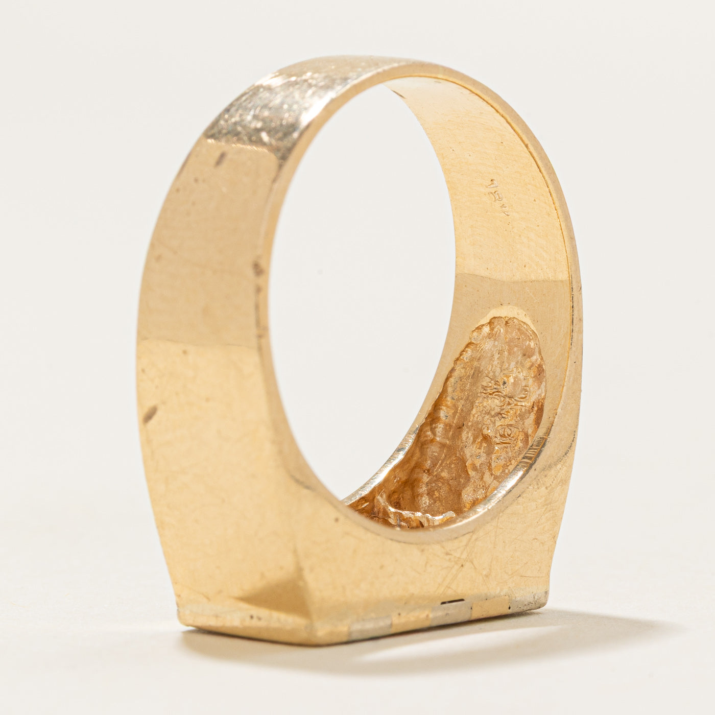 18k Diagonal Diamond Textured Signet Ring | 0.12ctw | SZ 9.25 |