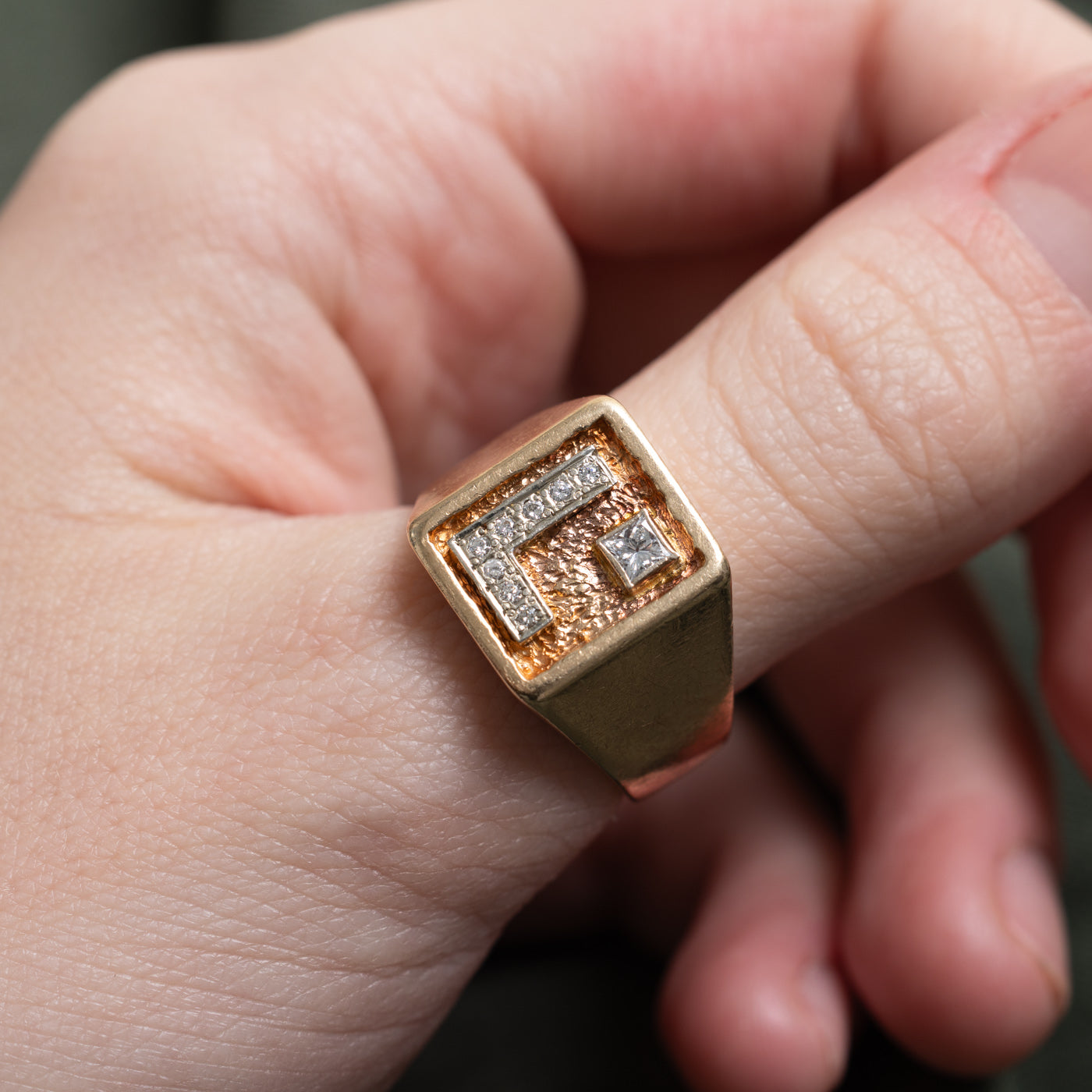 Diamond "L" Initial Signet Ring | 0.20ctw | SZ 9.25